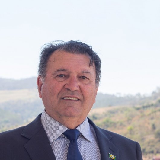Dr. Joao Emygdio Goncalves