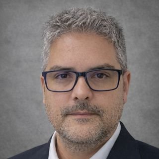 Dr. Lelio Rodrigo Magalhaes Senna
