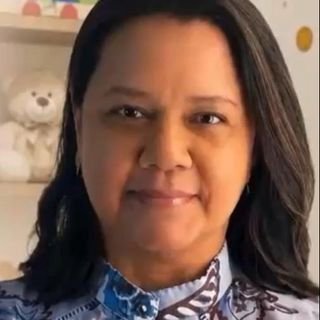 Dra. Vania Moraes