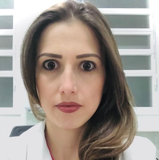 Dra. Gabrielle Avelar Negri