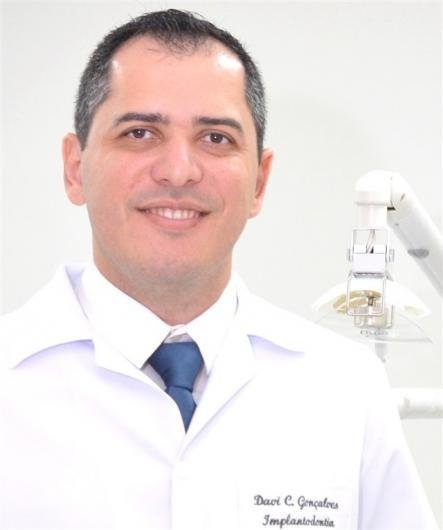 Dr. Davi Cunha