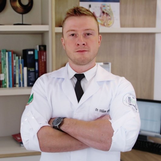 Dr. William Roman