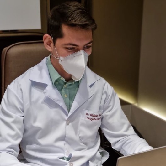 Dr. Wellyson Martins