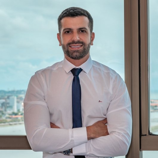 Dr. David Cintra