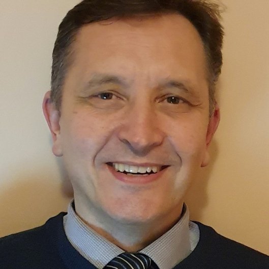 Dr. Giovani Thomaz Pioner
