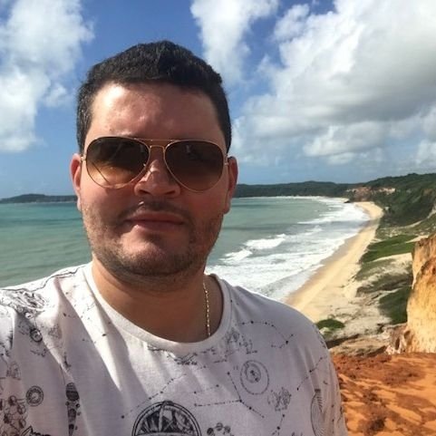 Dr. Sávio Júnio de Oliveira