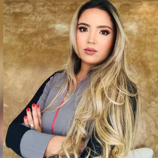 Dra. Mariana Oliveira