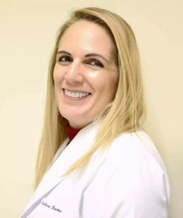 Dra. Erica Barbosa Ramos