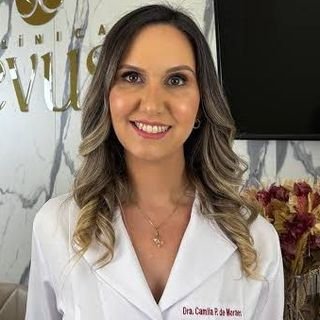 Dra. Camila Pereira de Moraes
