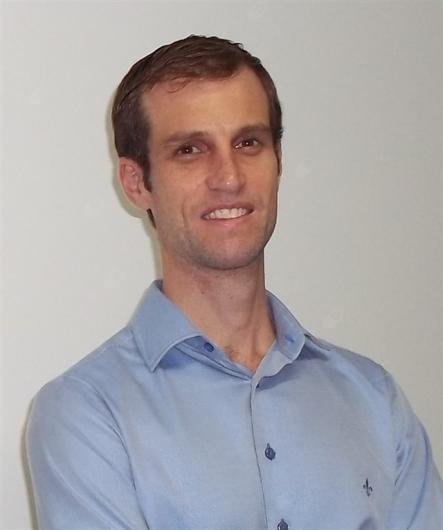 Dr. Renan Boucault