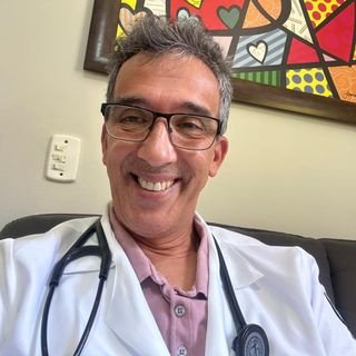 Dr. Délcio Naves Gomes