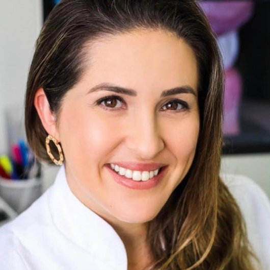 Dra. Michele Vidor