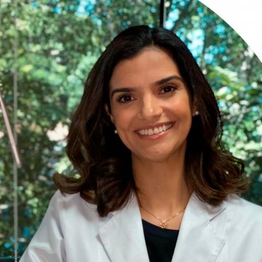 Dra. Alana Mendonça