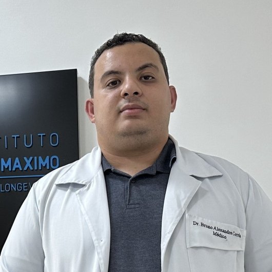 Dr. Bruno Correa