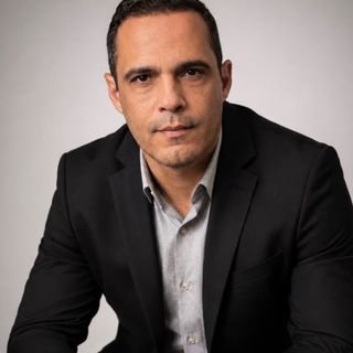 Dr. Daniel Ramallo