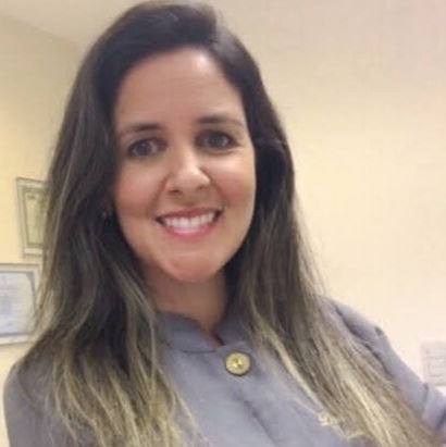 Dra. Lívia Brito