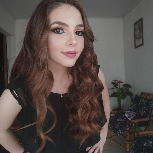 Dra. Layla Souza