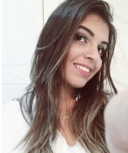 Dra. Jeniffer Junger Denucci de Souza