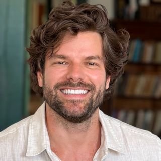 Dr. Raphael Andrade