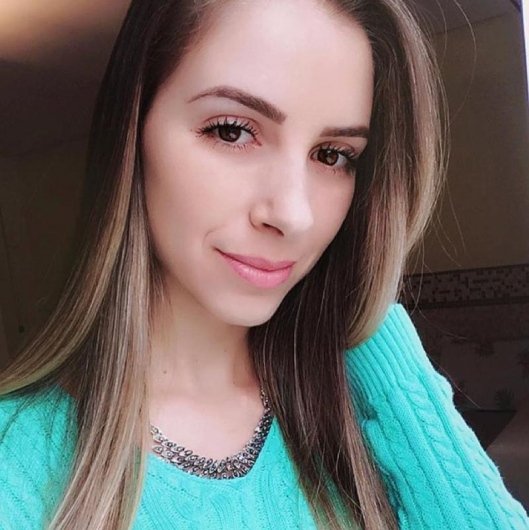 Débora Oliveira