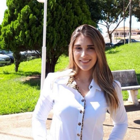 Tainá Antunes