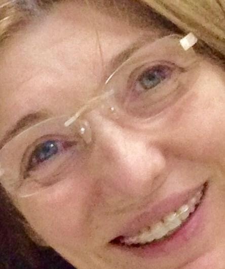 Dra. Célia de Moura Castro