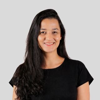Dr. Viviane Fernandes
