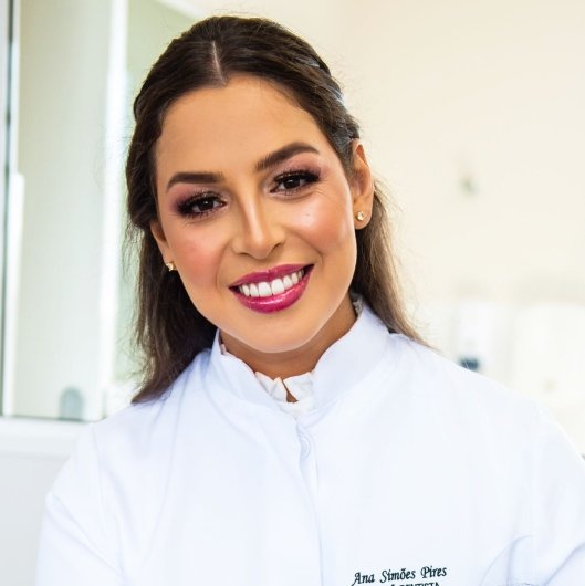Dra. Ana Simões Pires