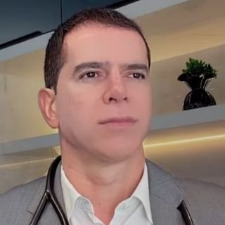 Dr. Marcos Pires