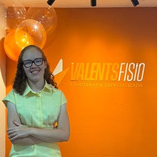 Nayra Valentim