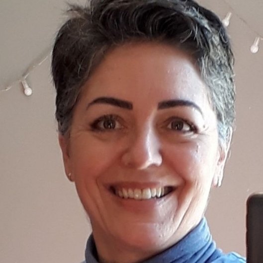 Dra. Katia Faria Alves de Azevedo