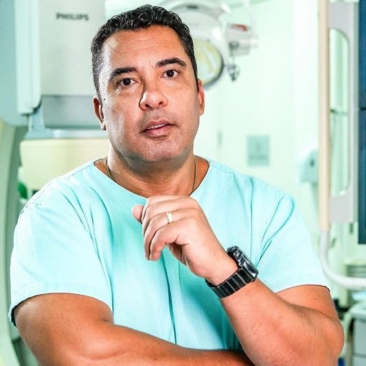 Dr. Marcos de Souza Garcia