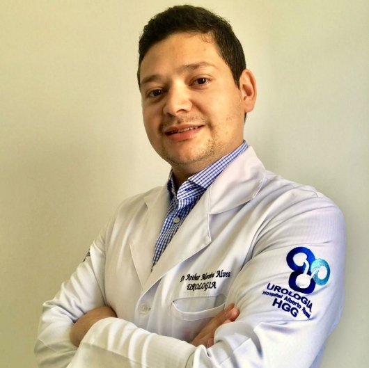 Dr. Arthur Moreira Alves