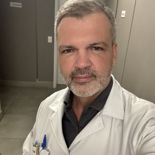 Dr. Rogério Welbert