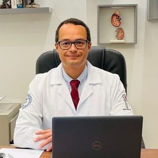 Dr. Vinicius Paulon Da Costa