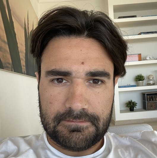Dr. Guilherme Esmanhotto