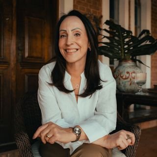 Dra. Graziella Plastina Chaves Ribeiro