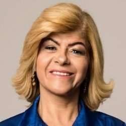 Dra. Aline Pereira Barros Reis