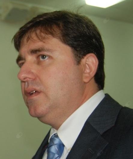 Dr. Albert Bitran