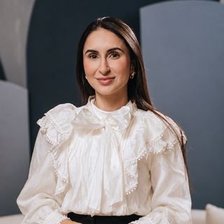 Dra. Camila Nunes de Figueiredo