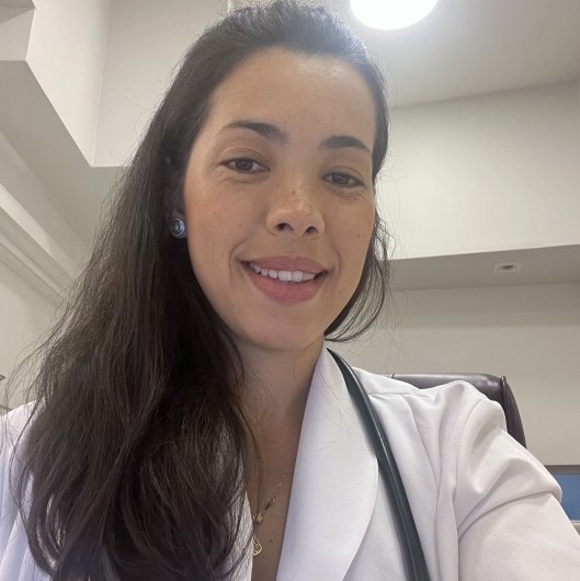 Dra. Pamela Borges