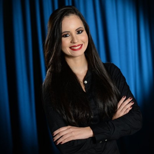 Dra. Roseane Resende dos Anjos