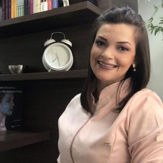 Dra. Adrielen Picoli
