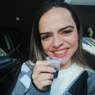 Dra. Thalita Genonadio Caetano