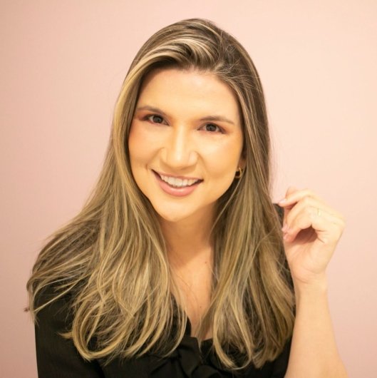 Dra. Sarah Álvares