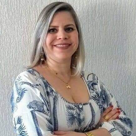 Daiane Elisa Ficher