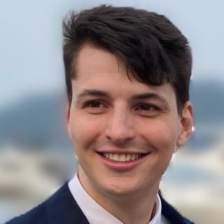 Dr. Lukas Costa de Salles