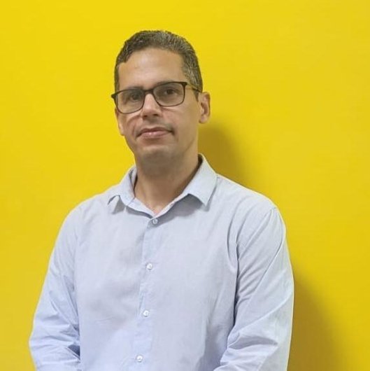 Dr. Marco Aurelio Silveira Dos Santos