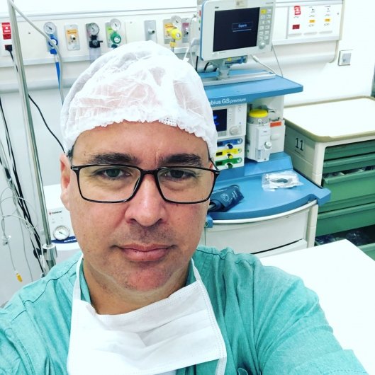 Dr. Luiz Roberto Milano Silva