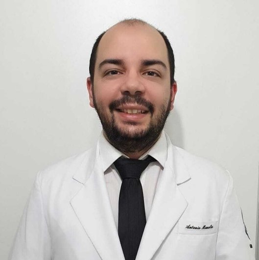 Dr. Antonio Manolio
